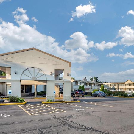 Quality Inn & Suites Vestal Binghamton Near University Zewnętrze zdjęcie