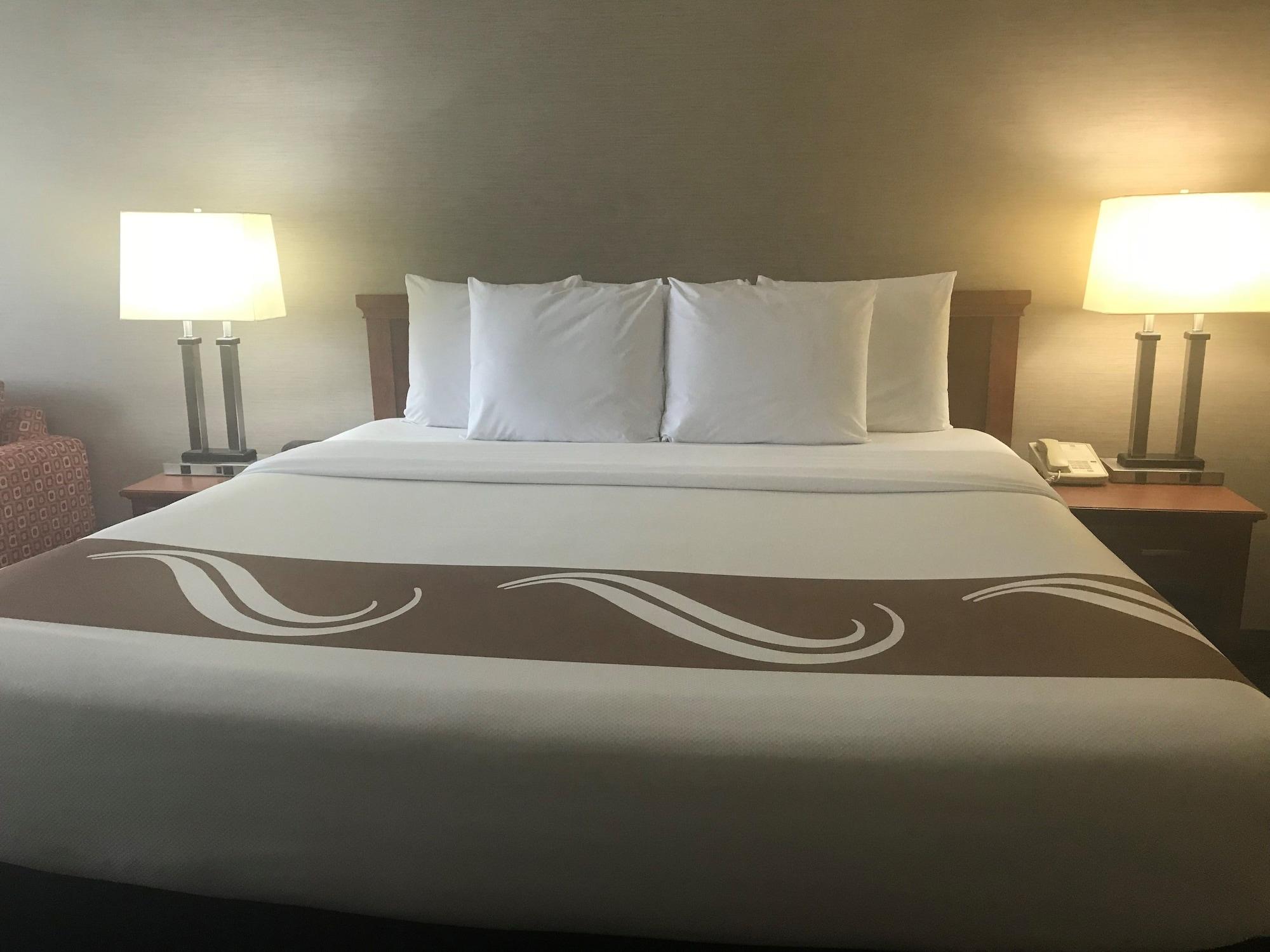 Quality Inn & Suites Vestal Binghamton Near University Zewnętrze zdjęcie
