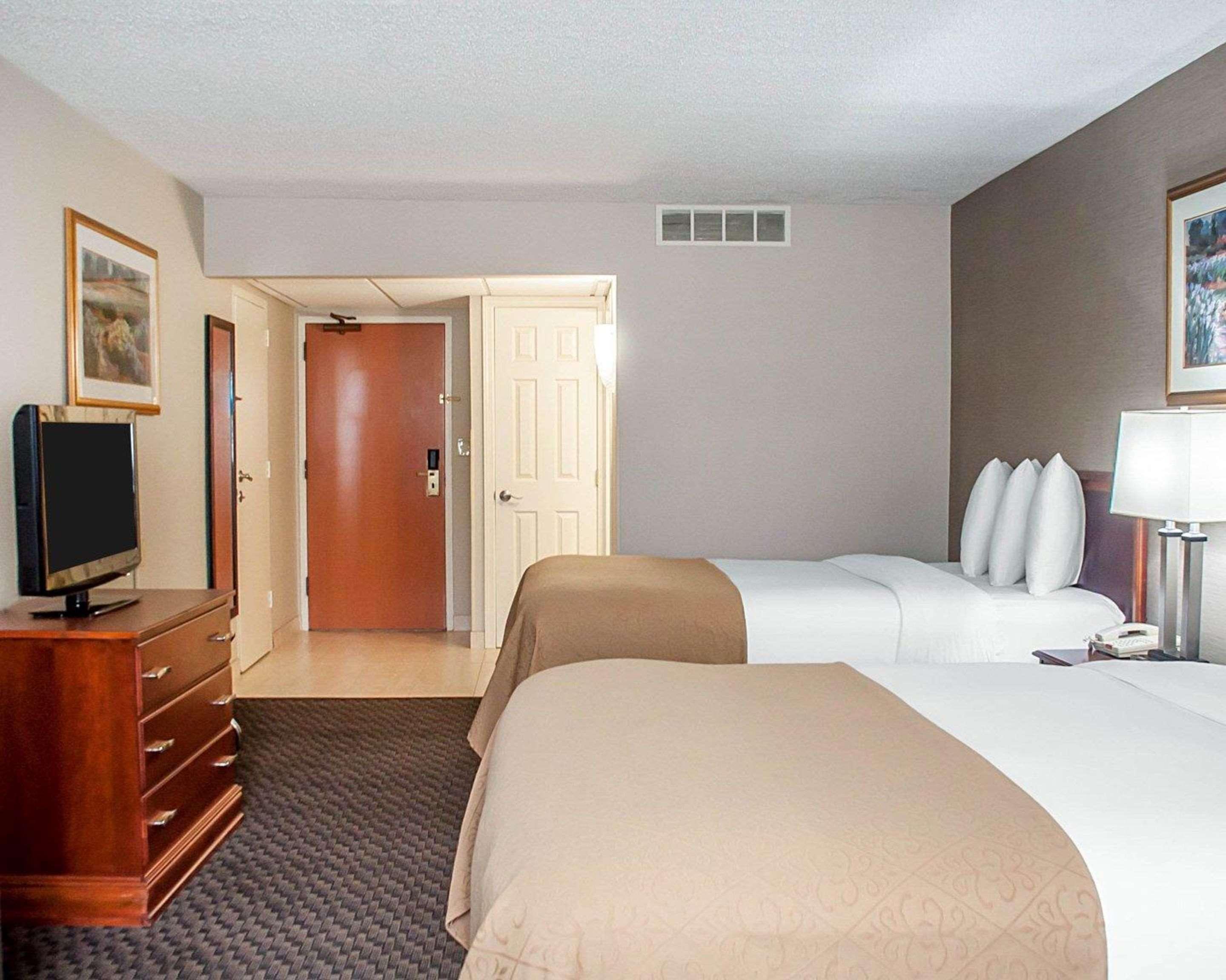 Quality Inn & Suites Vestal Binghamton Near University Zewnętrze zdjęcie