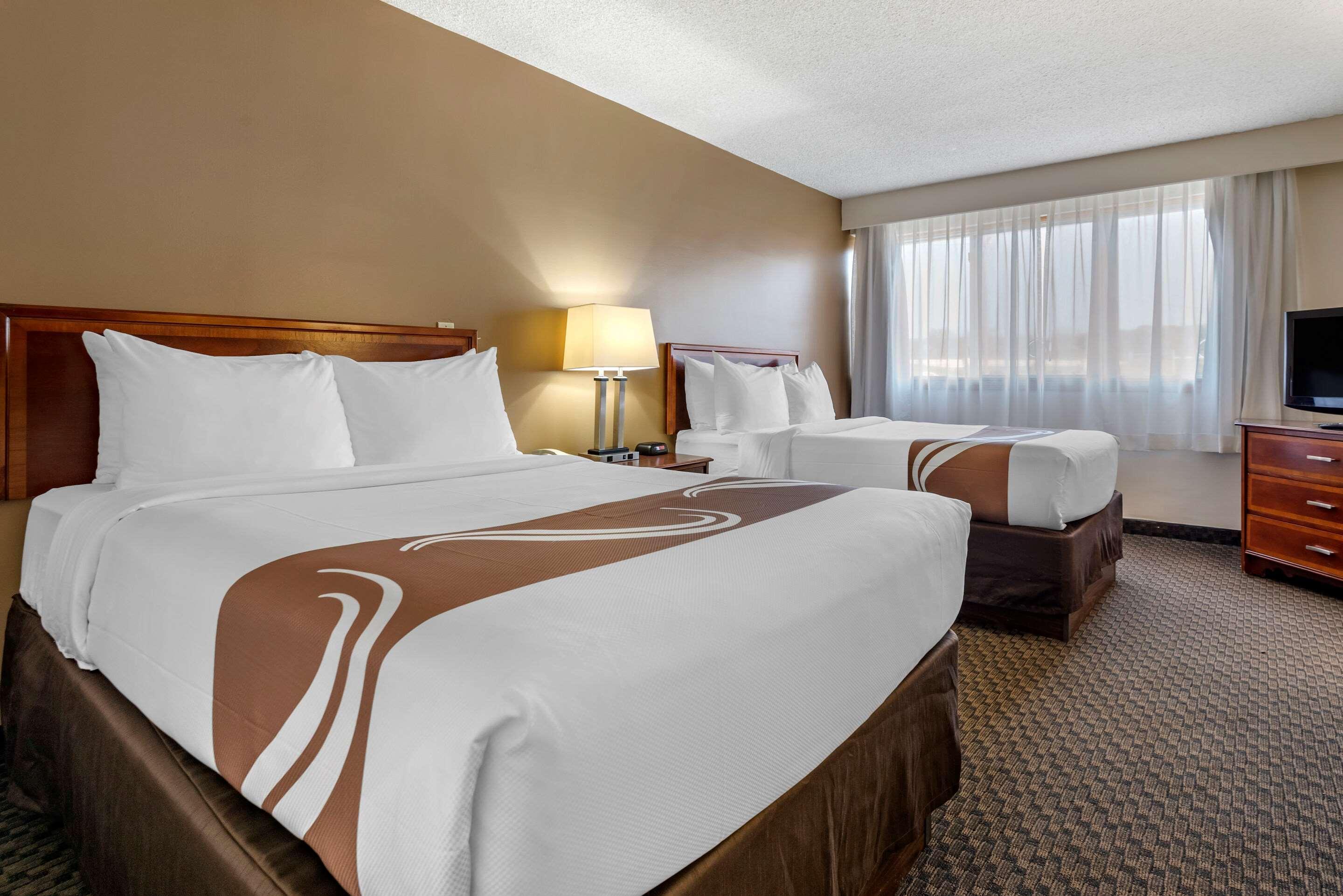 Quality Inn & Suites Vestal Binghamton Near University Zewnętrze zdjęcie