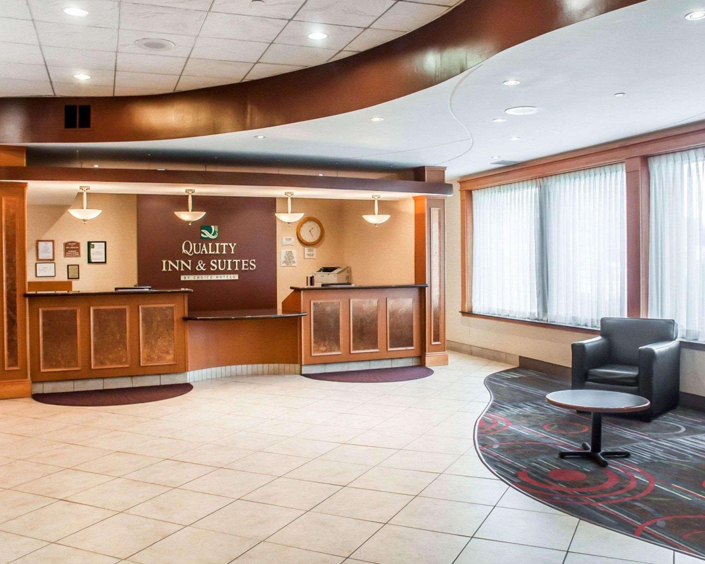 Quality Inn & Suites Vestal Binghamton Near University Zewnętrze zdjęcie