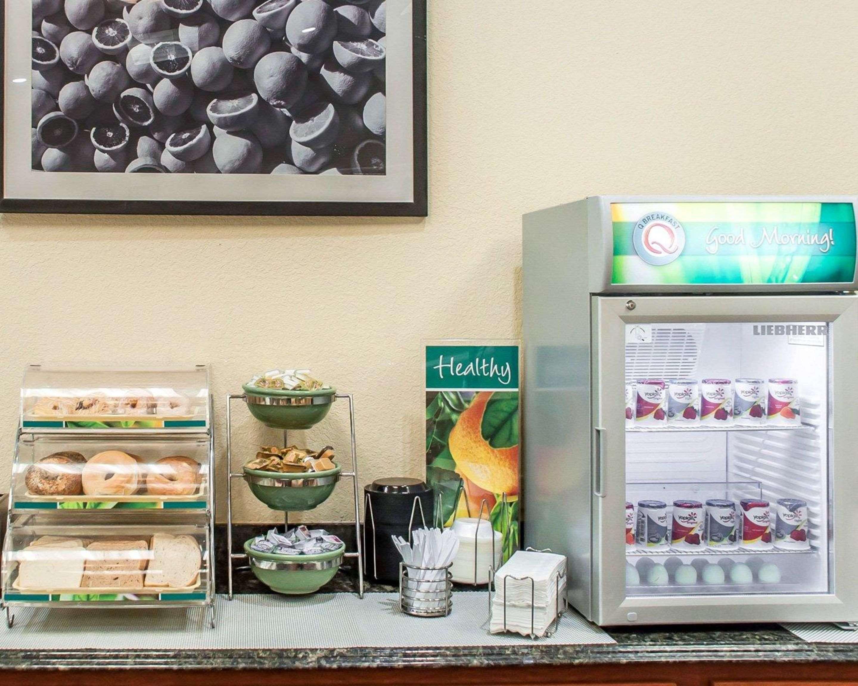 Quality Inn & Suites Vestal Binghamton Near University Zewnętrze zdjęcie