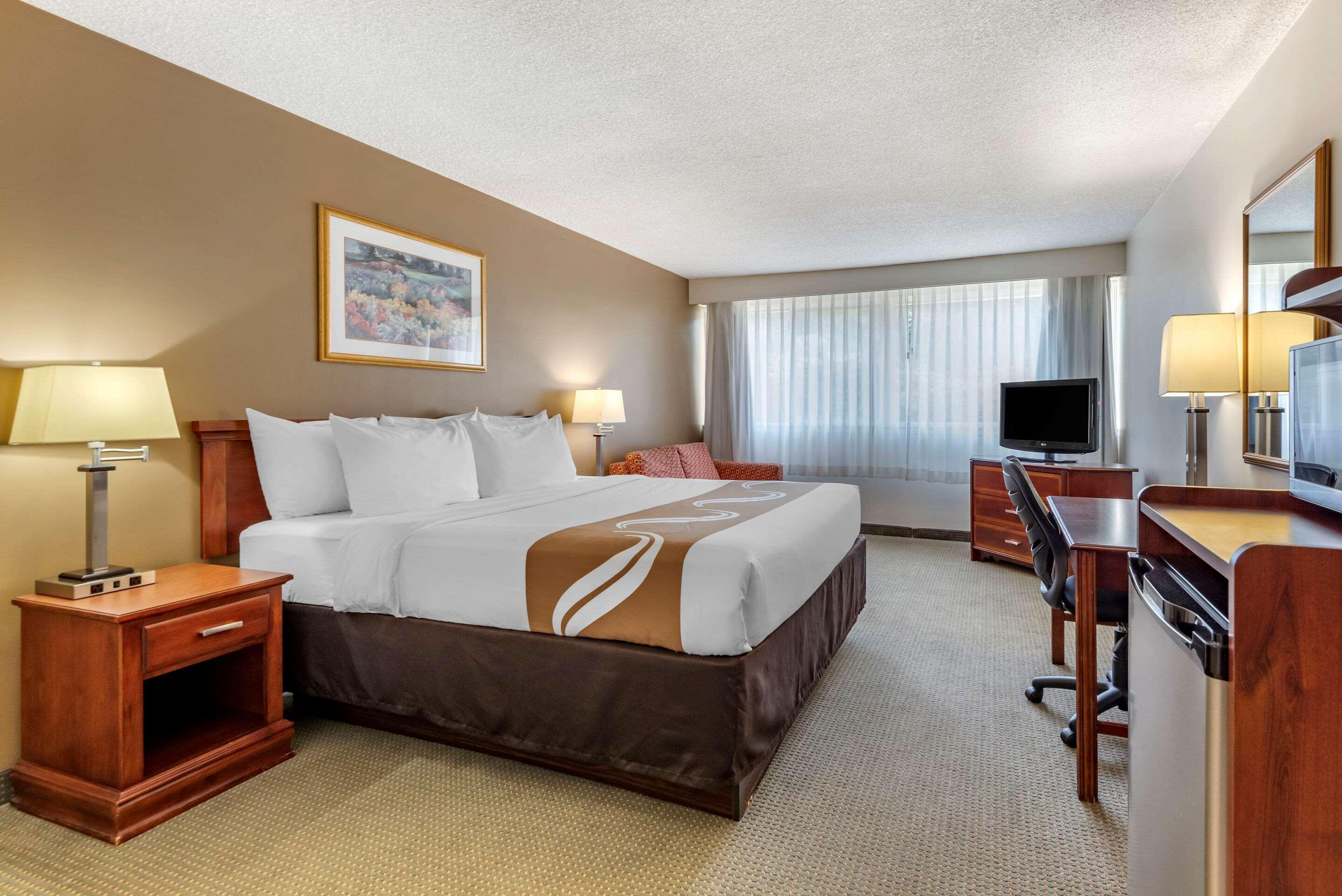 Quality Inn & Suites Vestal Binghamton Near University Zewnętrze zdjęcie