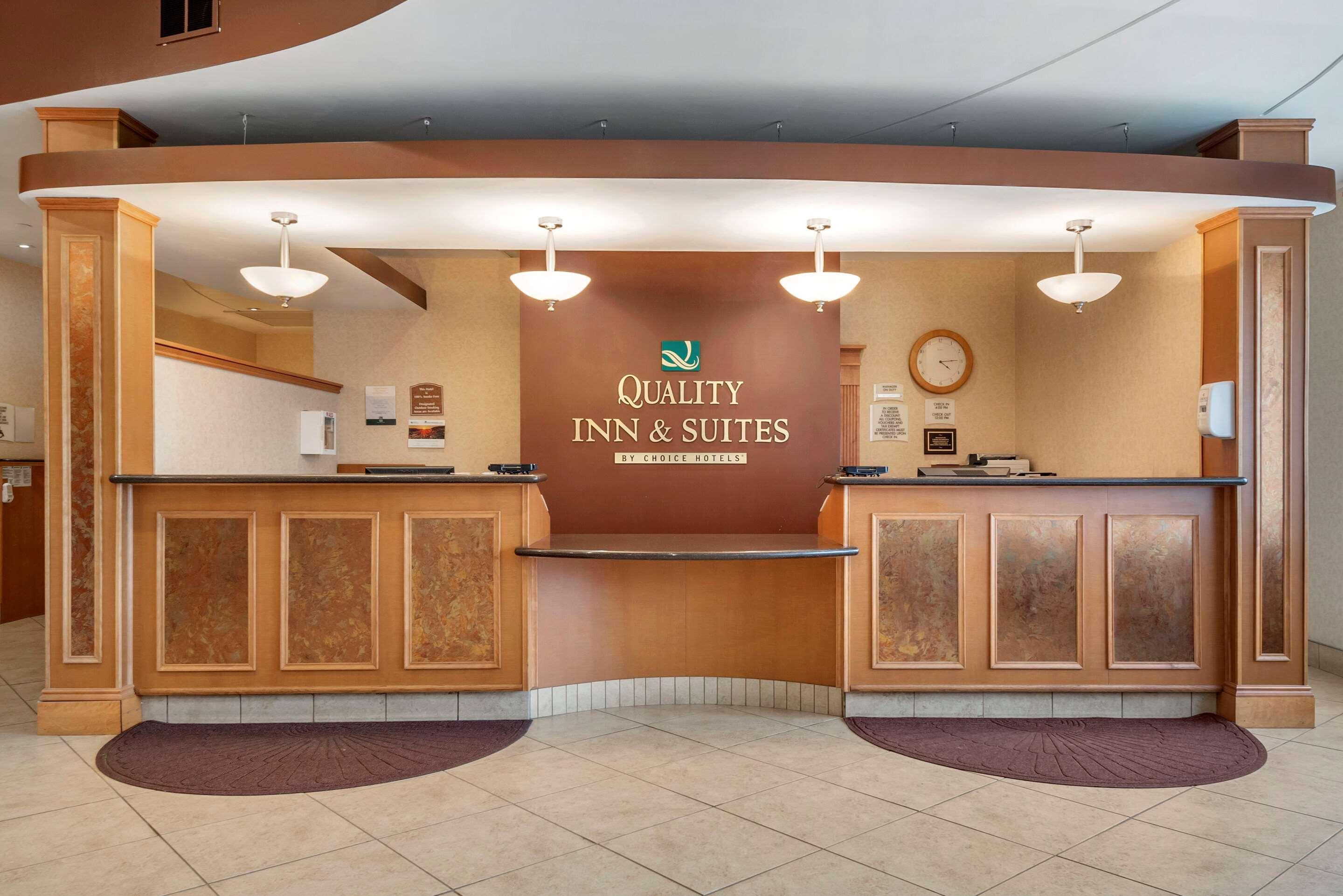 Quality Inn & Suites Vestal Binghamton Near University Zewnętrze zdjęcie